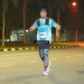Runner Photo 8796426