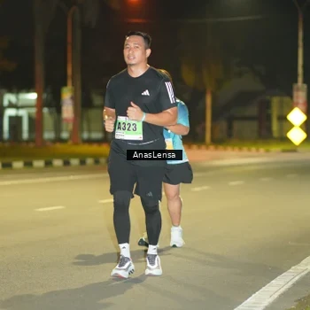 Runner Photo 8796427