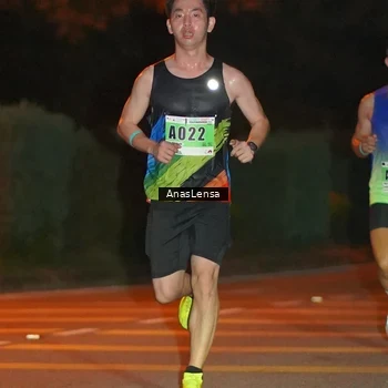 Runner Photo 8796453