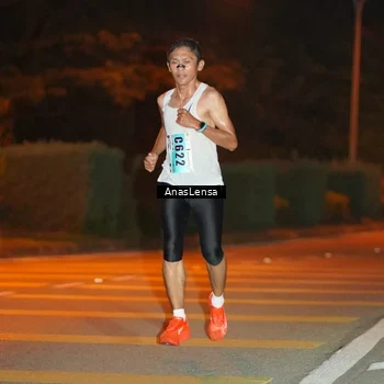 Runner Photo 8796473