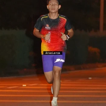 Runner Photo 8796500
