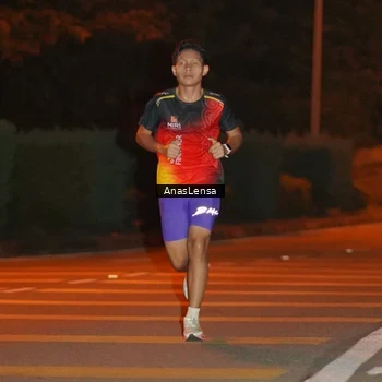 Runner Photo 8796504