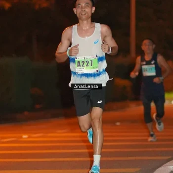Runner Photo 8796525