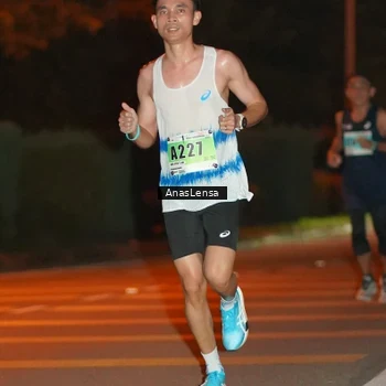 Runner Photo 8796527