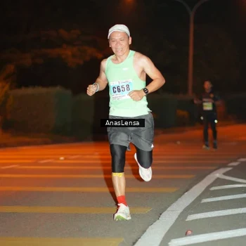 Runner Photo 8796576