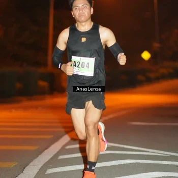 Runner Photo 8796594