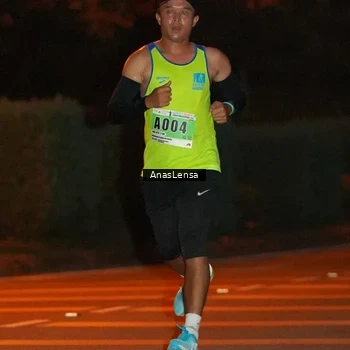 Runner Photo 8796627