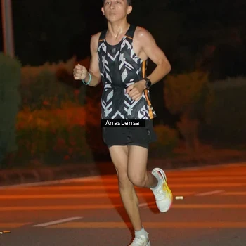 Runner Photo 8796636