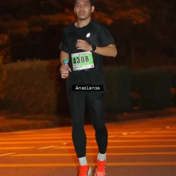 Runner Photo 8796654