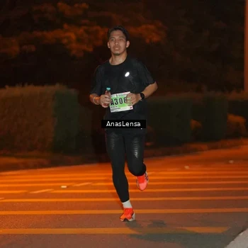 Runner Photo 8796659