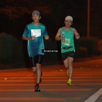 Runner Photo 8796662