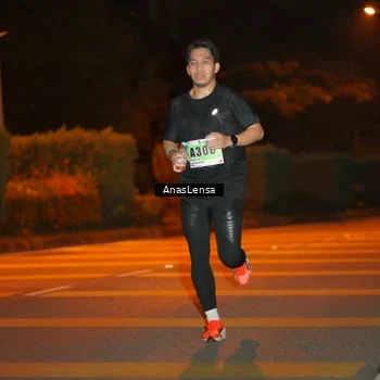 Runner Photo 8796664