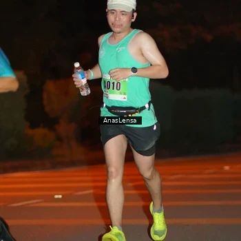 Runner Photo 8796671
