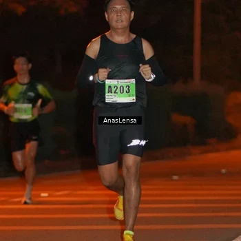 Runner Photo 8796681