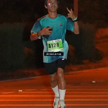 Runner Photo 8796687