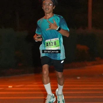 Runner Photo 8796695