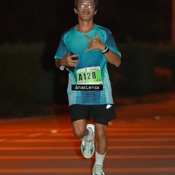 Runner Photo 8796707