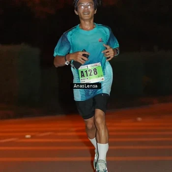 Runner Photo 8796709