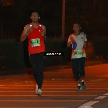 Runner Photo 8796733