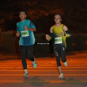 Runner Photo 8796739
