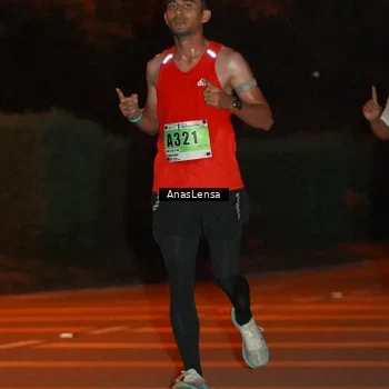 Runner Photo 8796748