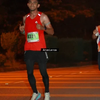 Runner Photo 8796751