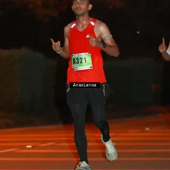 Runner Photo 8796756