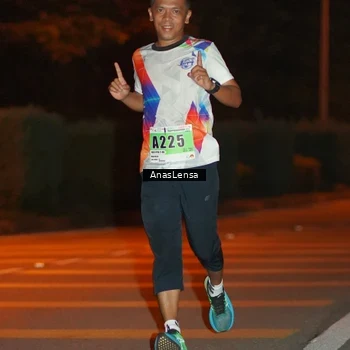 Runner Photo 8796761