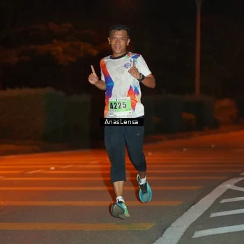Runner Photo 8796764