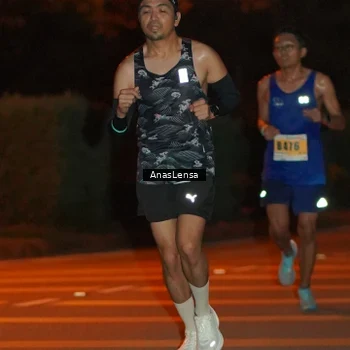 Runner Photo 8796769