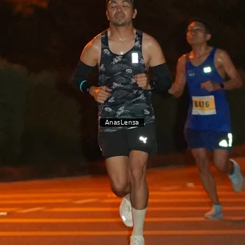 Runner Photo 8796770