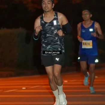 Runner Photo 8796771