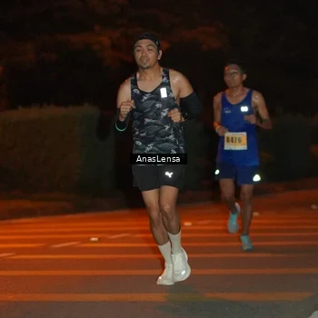 Runner Photo 8796772