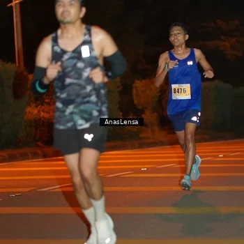 Runner Photo 8796774