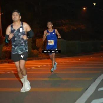 Runner Photo 8796776