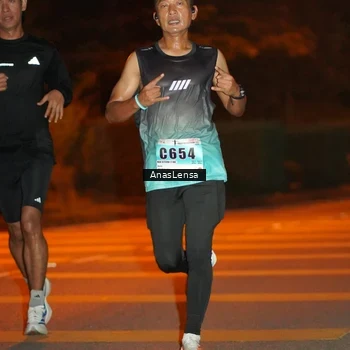 Runner Photo 8796796