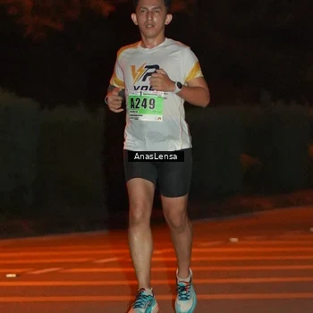 Runner Photo 8796803
