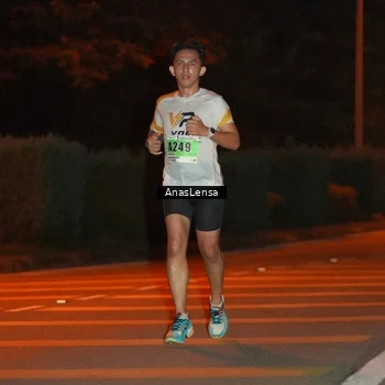 Runner Photo 8796807