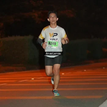 Runner Photo 8796808