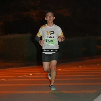 Runner Photo 8796809