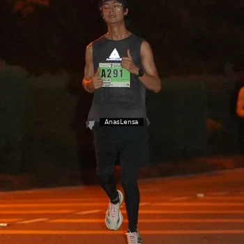 Runner Photo 8796838