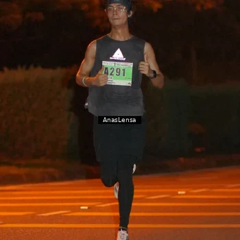 Runner Photo 8796843