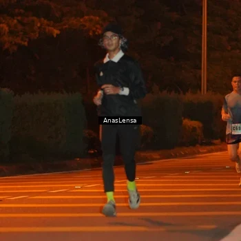 Runner Photo 8796863