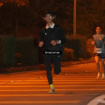 Runner Photo 8796864