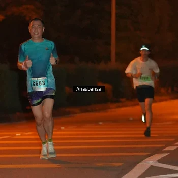 Runner Photo 8796869