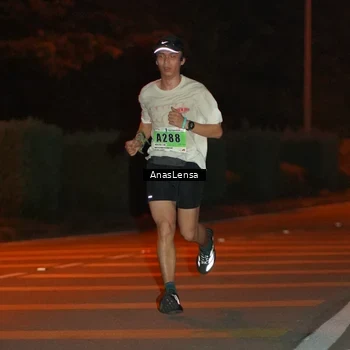 Runner Photo 8796877
