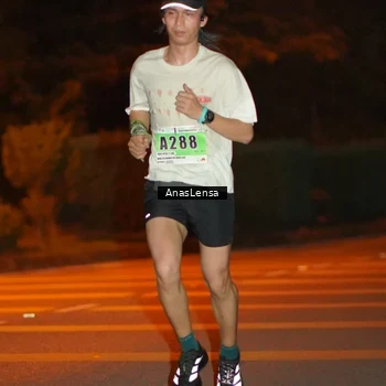 Runner Photo 8796891