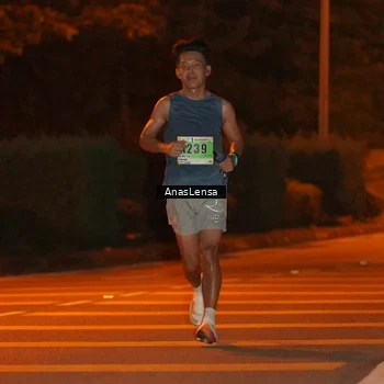 Runner Photo 8796895
