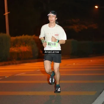 Runner Photo 8796896
