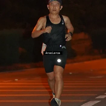 Runner Photo 8796945